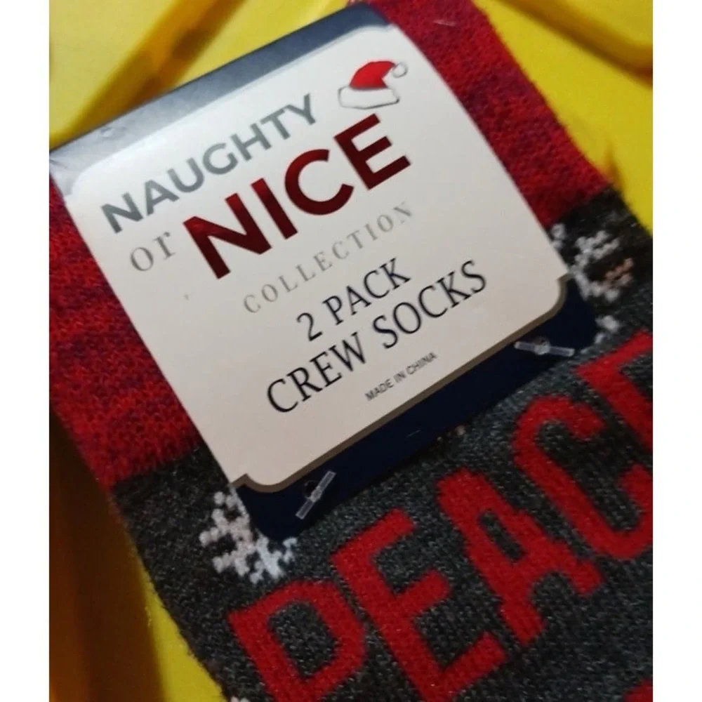 NEW Naughty or Nice Collection Men's 2pk Peace on Earth Christmas Crew Socks